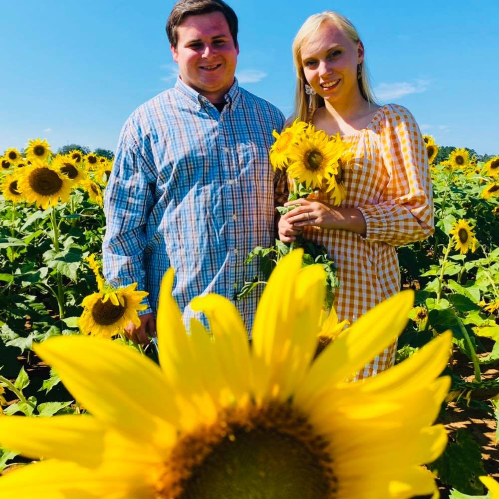 Meet your Posher, Hayley